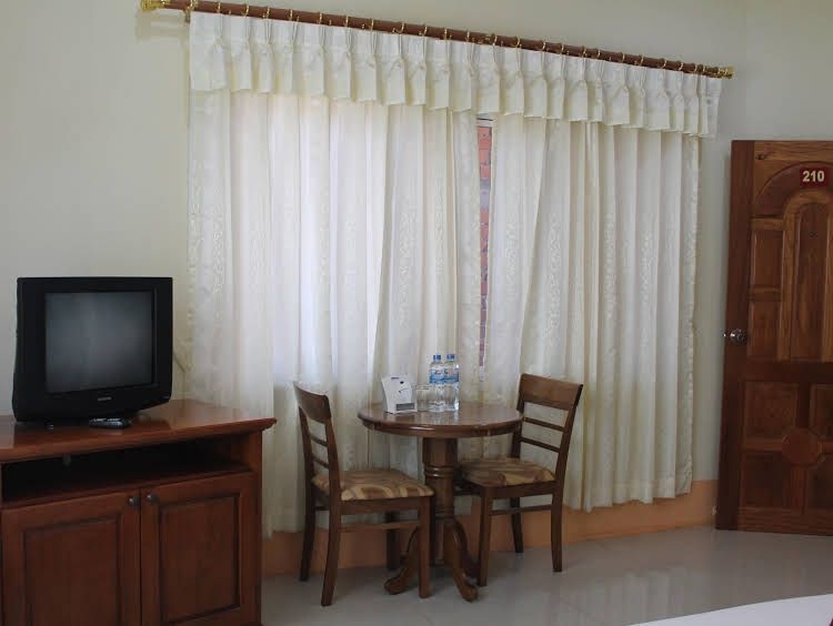Phommala Hotel1