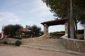 La Maison Rouge Resort2