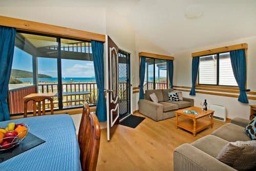 Two-Bedroom Villa with Spa Bath