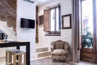 Pillow Town House with Terrace0