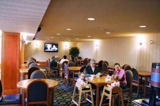 Hampton Inn & Suites Calgary4
