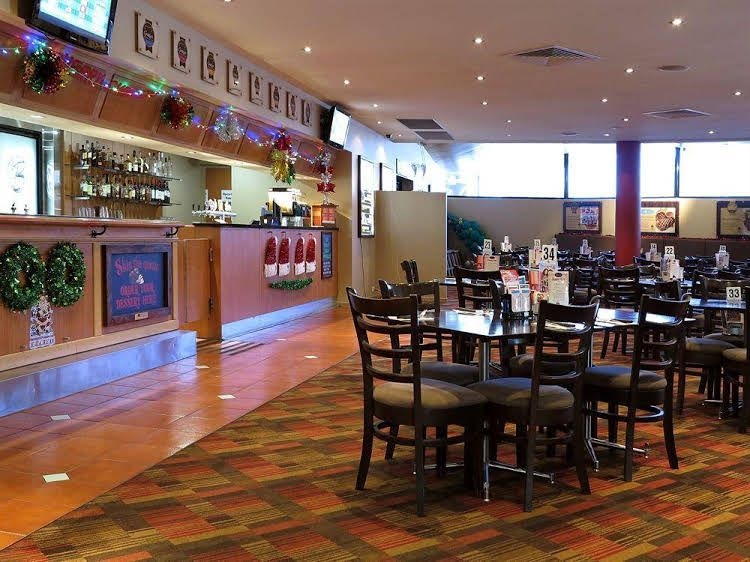 Balaclava Hotel2