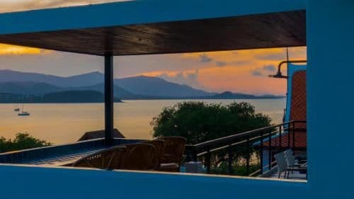 Villa - Beach Front
