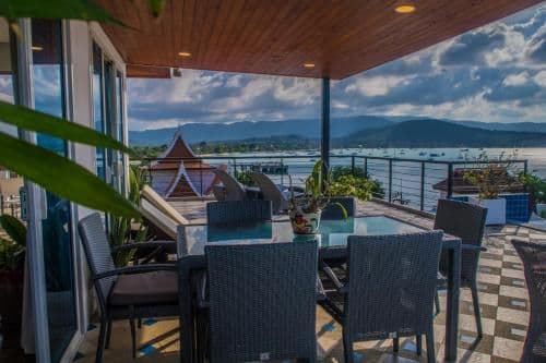 Villa - Beach Front