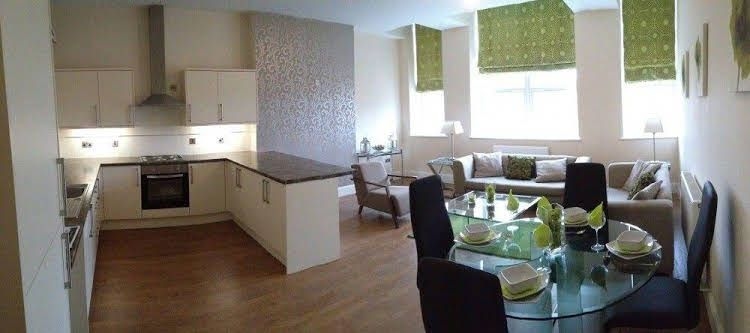Waterview Deluxe Apartments1