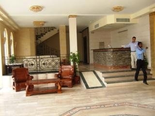 Palm Beach Piazza Apartments0
