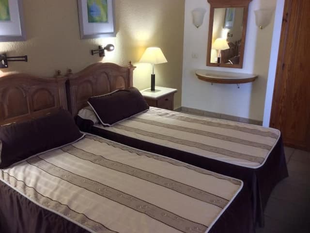 APARTMENT THREE BEDROOMS