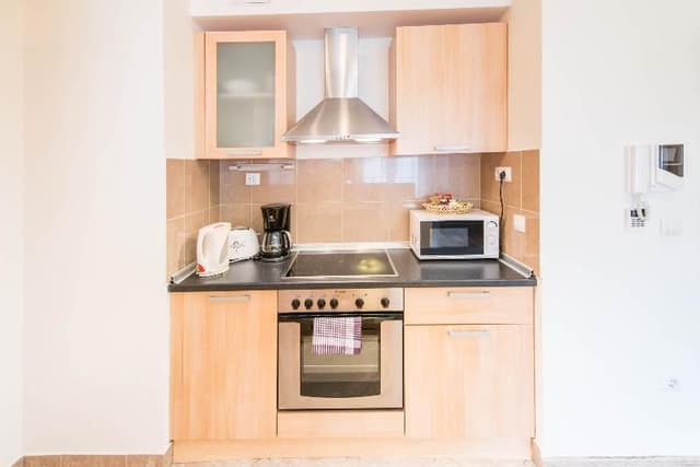 APARTMENT CAPACITY 1