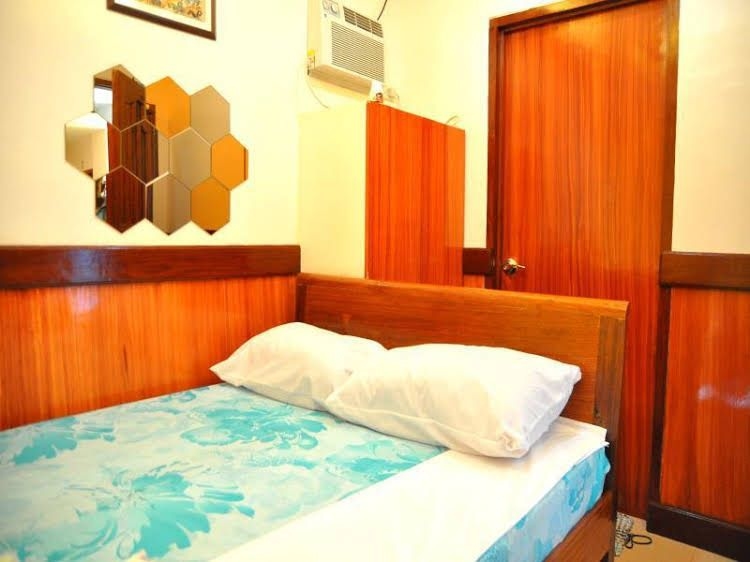 Desert Rose Hotel0