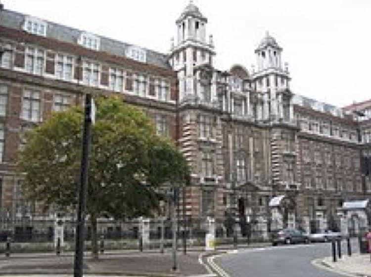 Kensington Olympia Apartment Kensington Olympia Apartment