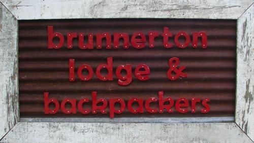 Brunnerton Lodge and Backpackers1