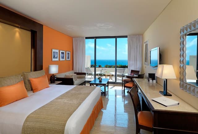 JUNIOR SUITE OCEAN VIEW