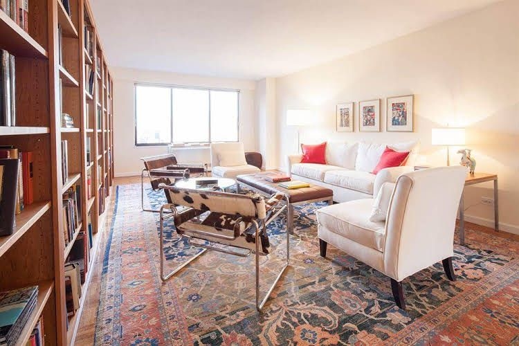 Upper East Side Apartment0