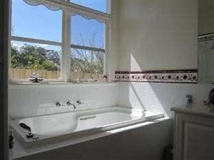Iona B&B1