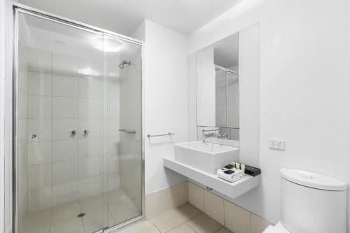 Deluxe Three-Bedroom River View Apartment with Balcony