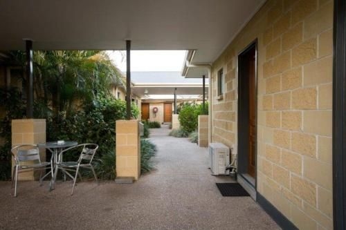 Emerald Gardens Motel & Apartments2