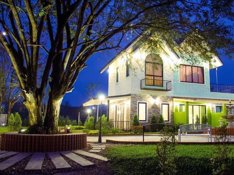 เดอะ ฮาร์โมนี รีสอร์ท (The Harmony Resort)0