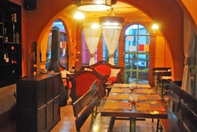 Muzungu Hostel2