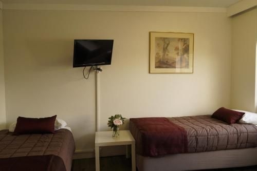 คันทรีมอเตอร์อินน์ (Country Motor Inn)2