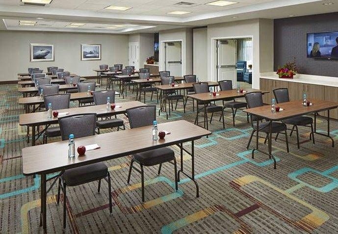 Hilton Garden Inn Los Angeles/Redondo Beach2