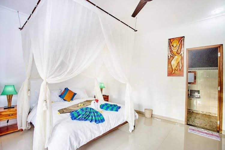 Taos House1