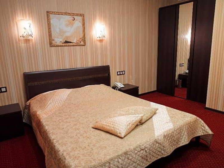 Alex Hotel on Bogatyrsky Alex Hotel on Bogatyrsky