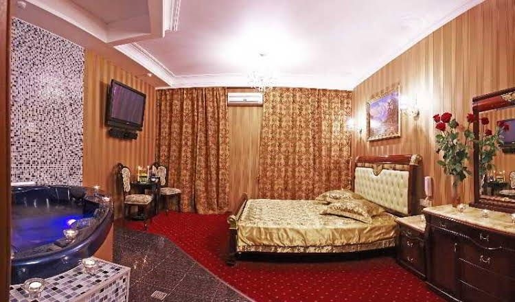 Alex Hotel on Vasilyevsky Island0