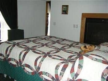 The Sawyer House Bed & Breakfast The Sawyer House Bed & Breakfast