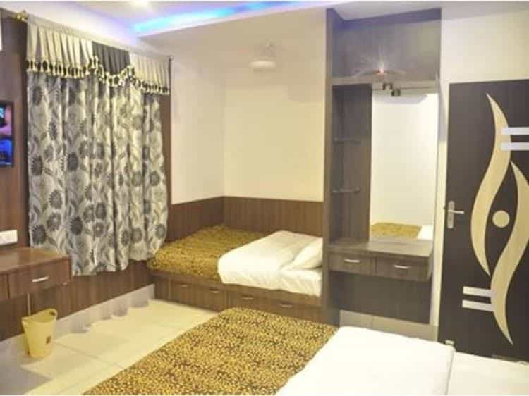 Vinayak Villa, Luxury Service Apartments