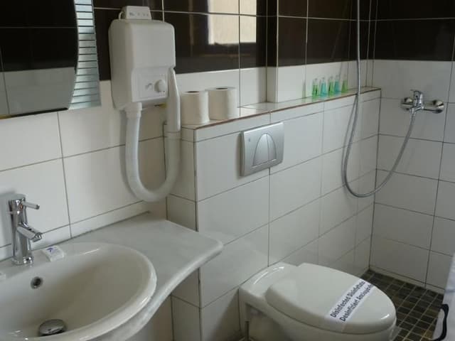 APARTMENT CAPACITY 4