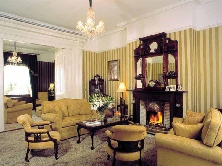 Ivyleigh House3