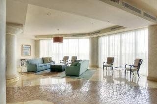 DoubleTree Ocean Point Resort & Spa0
