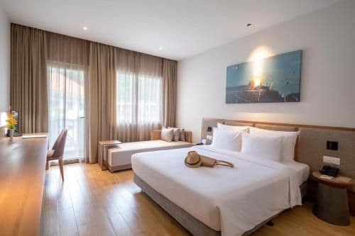 Premium Deluxe Room with Wooden Floor - Non-Smoking