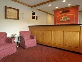 Days Inn North Lee Highway0