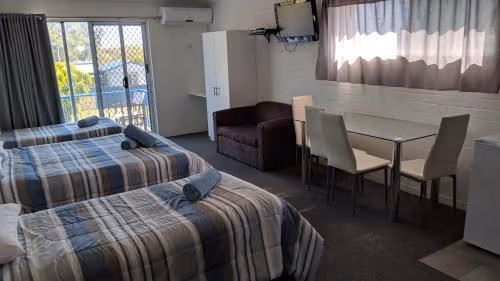 Family Room (4 Adults)
