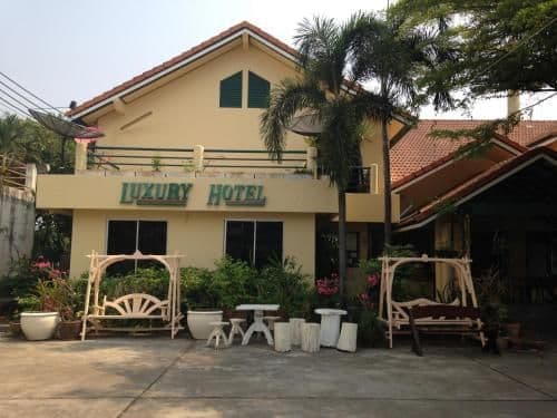 Luxury Hotel Luxury Hotel