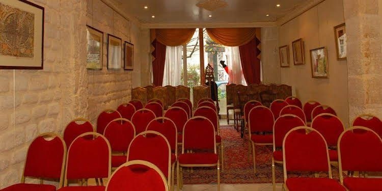Familia Hotel0