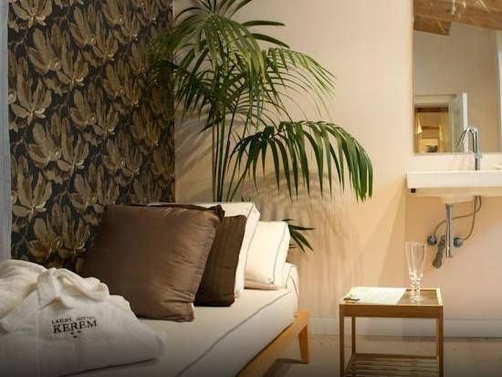 Hakerem Luxury Suites2