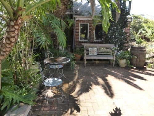 Lakeside Bed & Breakfast3