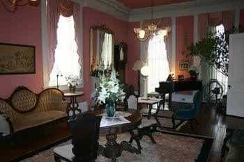 Corners Mansion Inn - A Bed and Breakfast