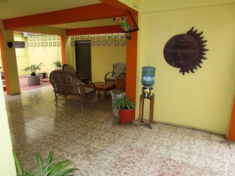 Hotel Lorimar2