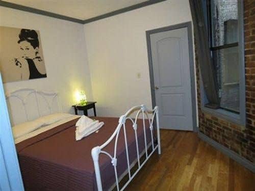 Upper Manhattan Deluxe Upper Manhattan Deluxe