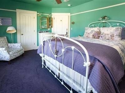 The Iris Inn2