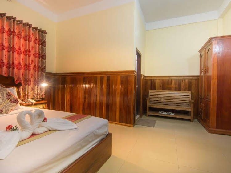 Kampong Thom Village Hotel3