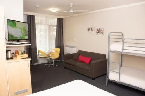 Family Room (6 Persons)