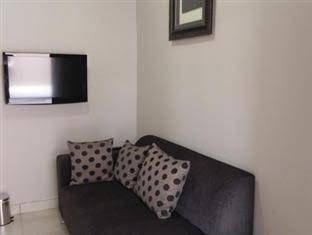 Owee's Place1