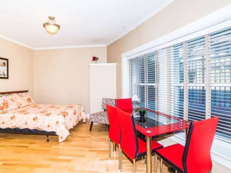 Hollywood Attractions Apartment2