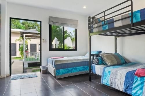 โรงแรมสมุย แบ็คแพคเกอร์ (Samui Backpacker Hotel)3