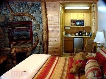 Heavenly Valley Lodge Bed & Breakfast2