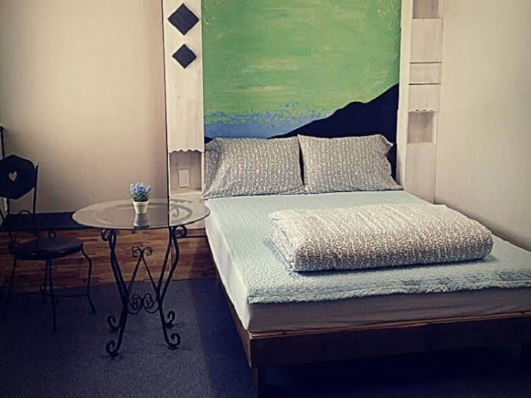 Art Airport Guesthouse3